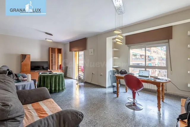 Piso amplio y luminoso en Ronda–Arabial — 5