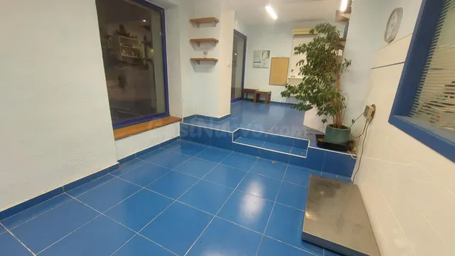 Centro veterinario en alquiler en pleno centro de L’Ametlla  - foto 2