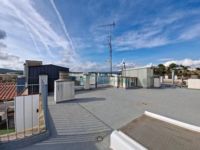 PISO DE 3 habitaciones CON TERRAZA, PISCINA Y GARAJE EN VILAMARXANT — 31