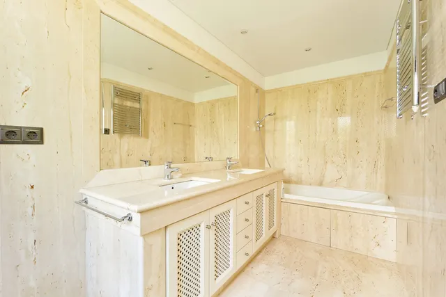 Apartamento 1 habitación 150m² en venta - Costa Del Sol — 5