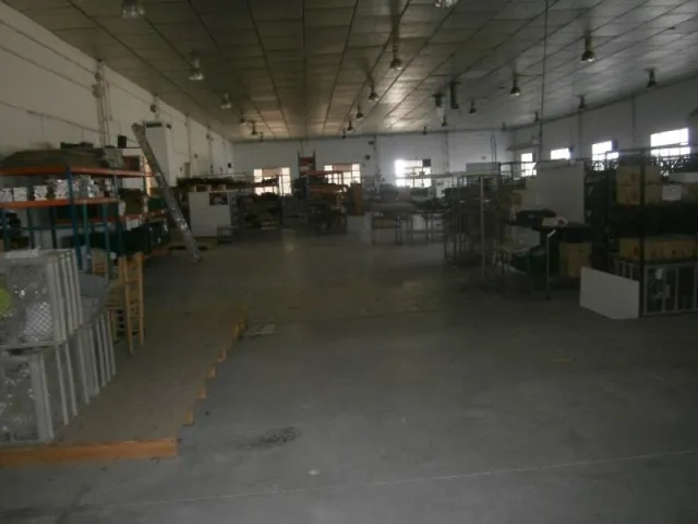 Nave industrial con vivienda y parcela de 11.800 metros — 14