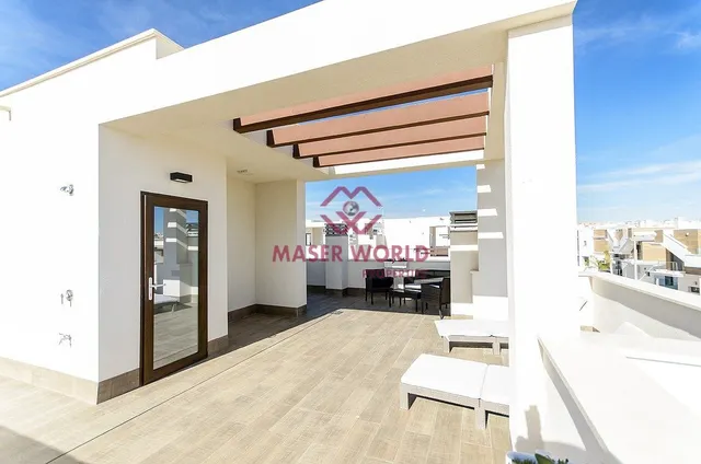 VILLA DE OBRA NUEVA EN PLAYA HONDA — 41