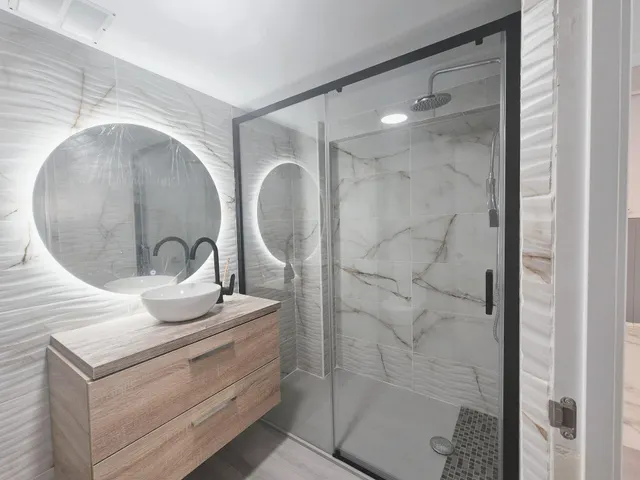 Amplia y luminosa casa reformada en zona llombai, Burriana — 10