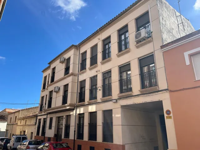 PISO BARRIO SAN ROQUE . IDEAL PARA FAMILIAS. PARA ENTRAR A V