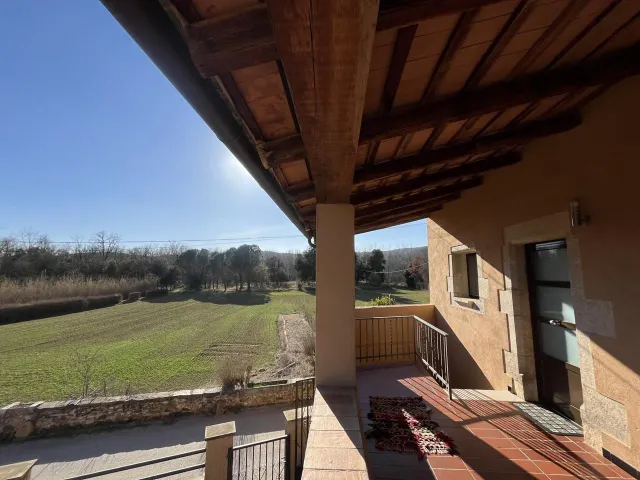 MASIA DEL S.XIX CON GRAN PARCELA — 49