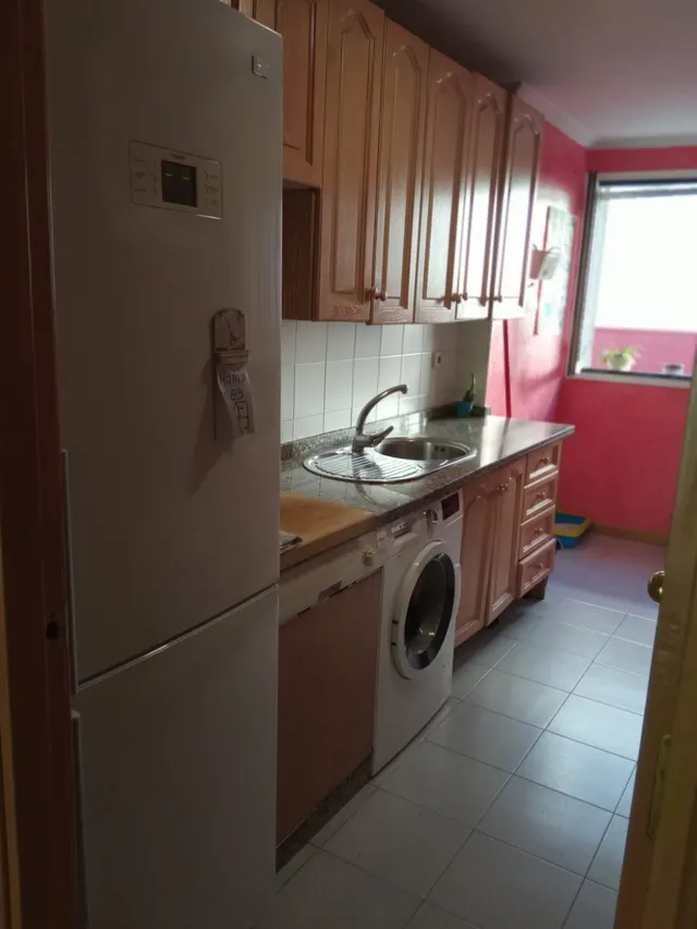 Magnifico piso de 4 habitaciones,  salón, cocina ,2 baños, garaje y trastero. — 6