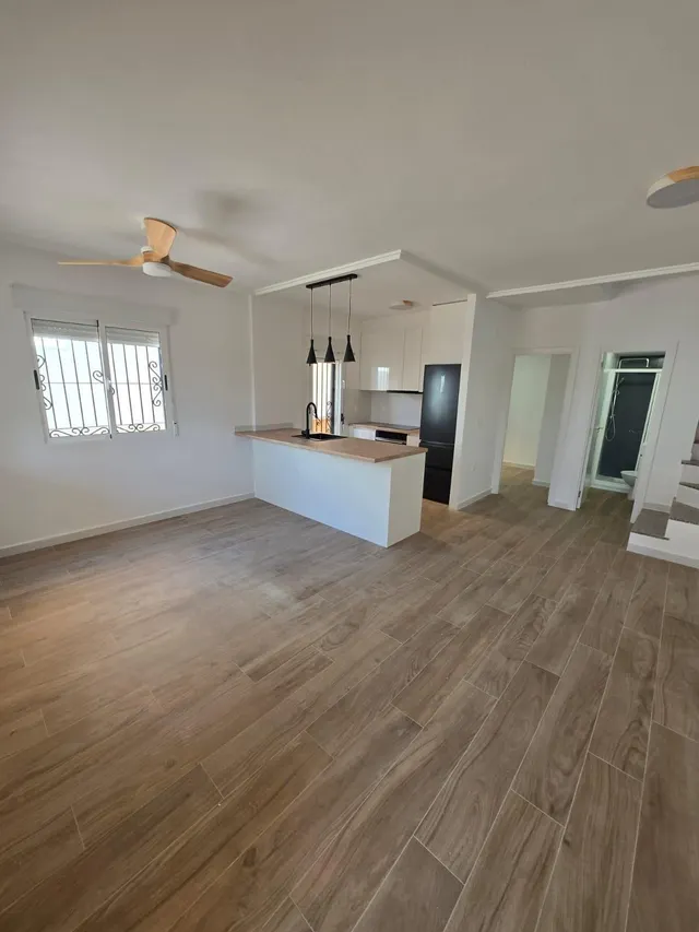 Gran chalet en orihuela : 3 hab, 2 baño — 6