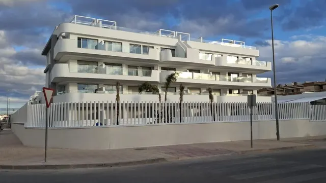 Planta baja 2 habitaciones 77m² en venta - Lomas de Cabo Roig — 38