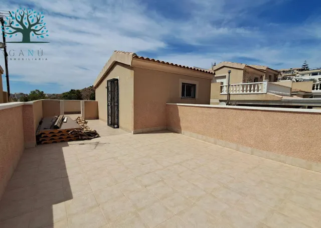 Vivienda independiente con piscina en alamillo — 33