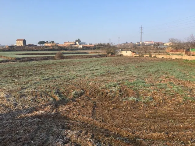 TERRENO RÚSTICO PARA HUERTO EN VENTA EN MANRESA — 3