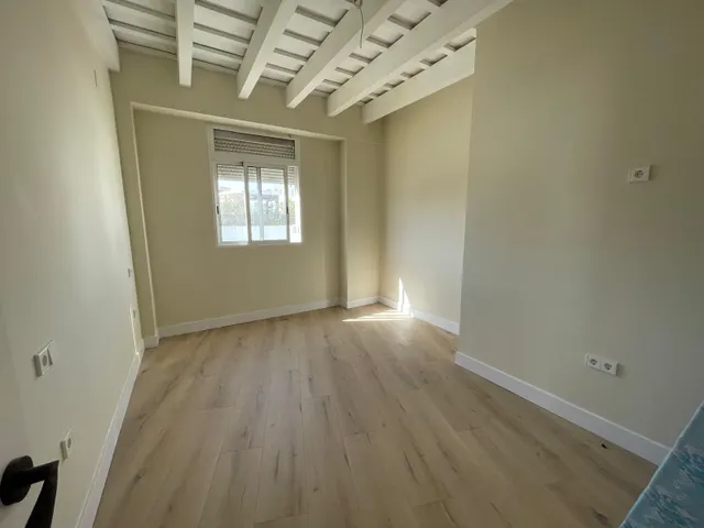 ¡¡¡PISO DE ESQUINA TOTALMENTE REFORMADO EN COLUMELA!!! — 25