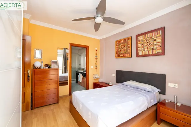 ESPECTACULAR VIVIENDA ADOSADA DE 4 DORMITORIOS CON SÓTANO, TERRAZAS Y PATIO EN GRANADA — 8
