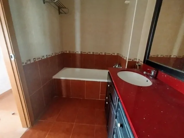 Vivienda de vpo zona parque de la concordia. sin comisión de agencia — 7