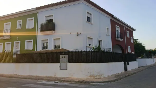 Casa semi adosada con encanto, garaje privado y amplia terraza en pleno corazón de Alcalalí — 28