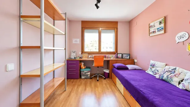 Ático dúplex de 5 dormitorios en el corazón de Valls con garaje privado y piscina — 38