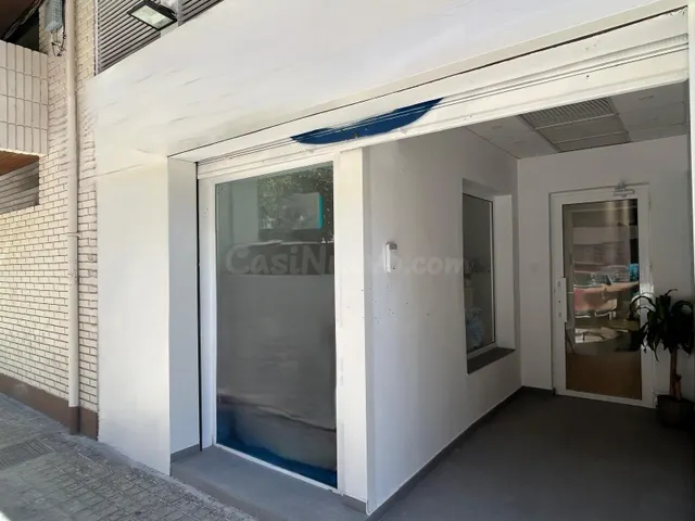 LOCAL COMERCIAL EN VENTA, UBICADO EN PLENO CAMPANAR..CON INQ