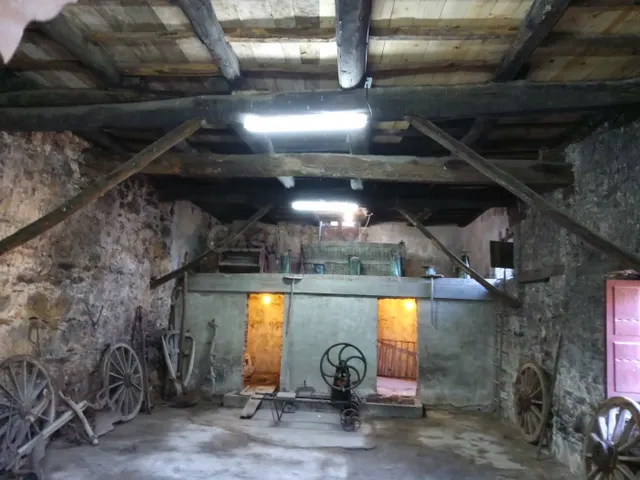 Casa 8 habitaciones 827m² en venta - Priaranza del bierzo