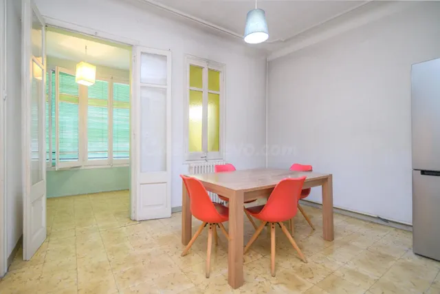 ¡Oportunidad única para inversores! Piso con alta rentabilid - foto 5