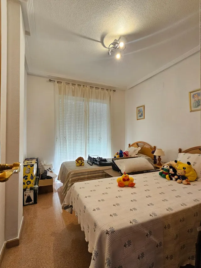 Piso vpo de 3 habitaciones con garaje y trastero en la zona norte de san vicente del raspeig — 28
