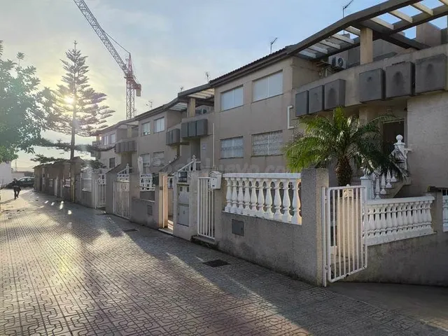 Casa 4 habitaciones 185m² en venta - La Magdalena - foto 2