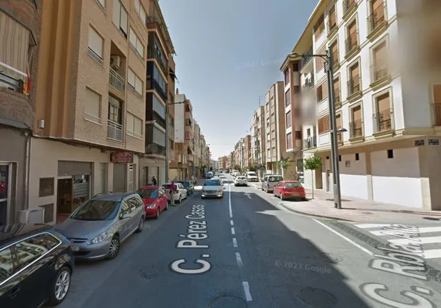 LOCAL COMERCIAL CÉNTRICO - PÉREZ CASAS SAN JOSÉ EN ZONA DE P - foto 3
