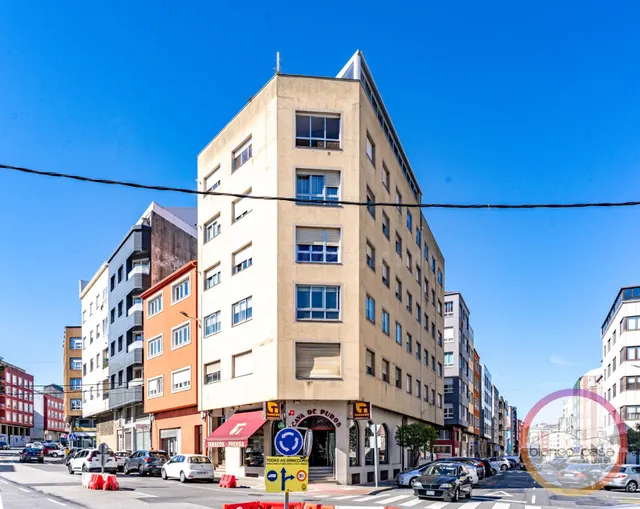 ✨ ¡amplio piso exterior de 4 dormitorios con ascensor en Carballo por 117.990 €! — 2