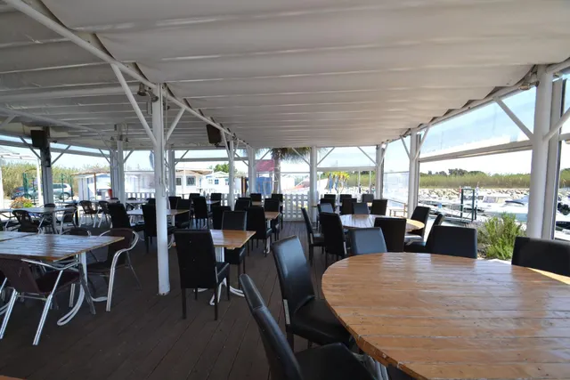 Local comercial 82m² en venta - Ajuntament — 18