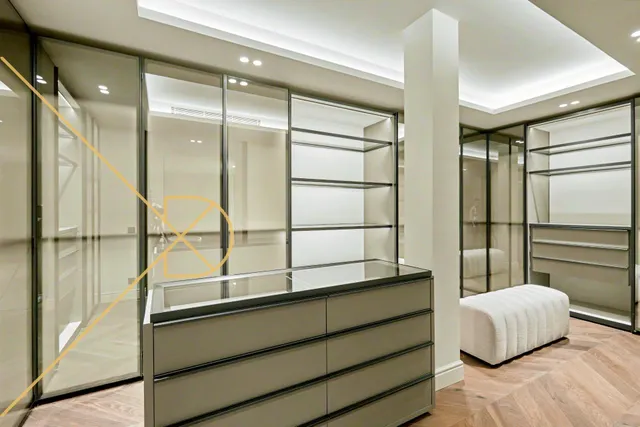 Exclusivo piso alto reformado de 230 m2 + 20 m2/tza. Turó Park — 30