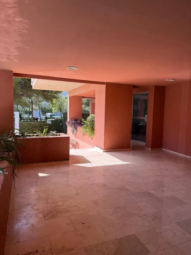 Duplex con dos terrazas y vistas al mar — 17