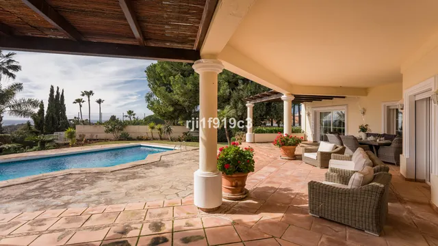 Chalet 4 habitaciones 571m² en venta - Marbella — 24