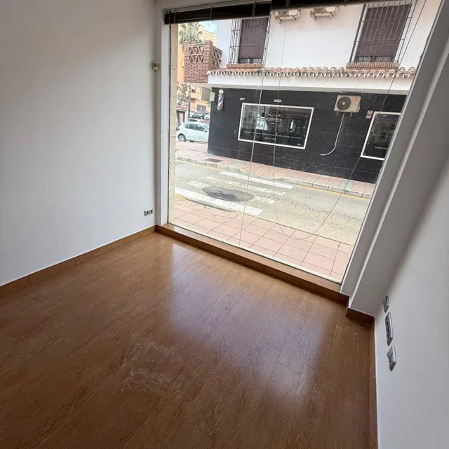 Local comercial 135m² en venta - Costa del Sol — 7