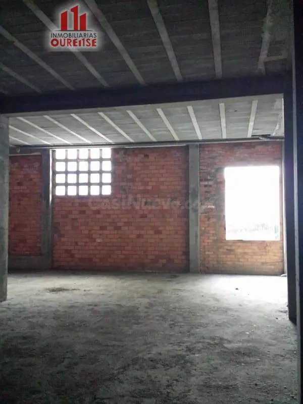 LOCAL COMERCIAL EN EL VEINTIUNO. - foto 2