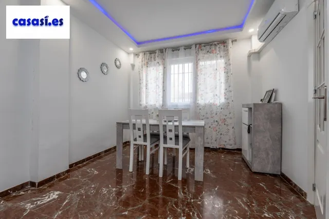 Encantadora Casa Reformada en Ogijares con Vistas y Espacios para Disfrutar — 8