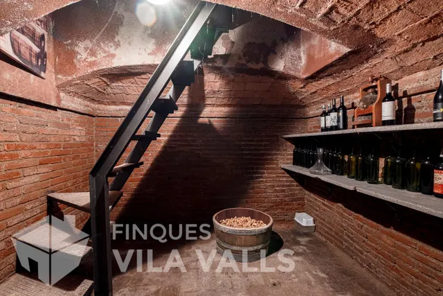 Casa esquinera con jardín privado y estilo inigualable — 42