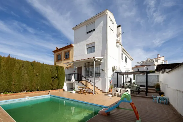 ✨ ¡Tu nuevo hogar con piscina a solo 15 minutos de Granada! — 45