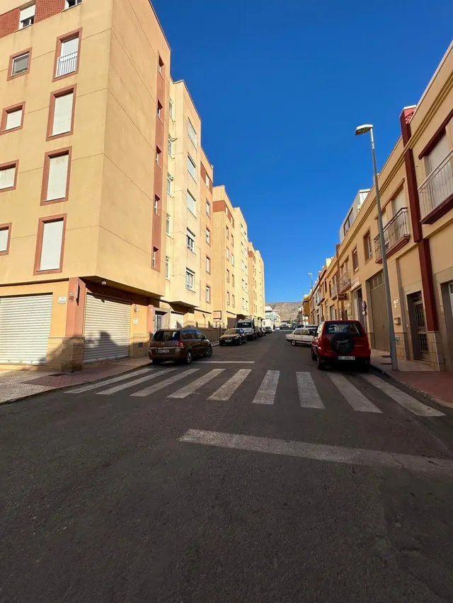 Exclusivo Piso en Puebla de Vícar con Vistas y Comodidades — 32