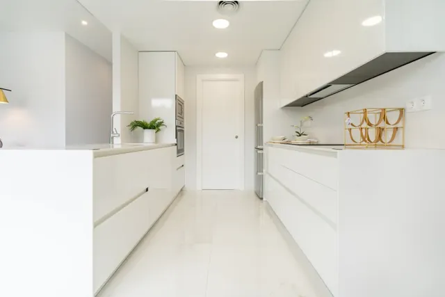 Apartamento de lujo con vistas al mar en Benidorm. — 22