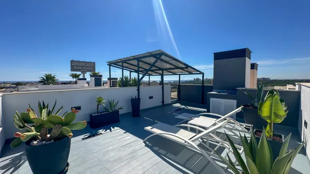 Villa 3 habitaciones 127m² en venta - Lomas de Cabo Roig — 48