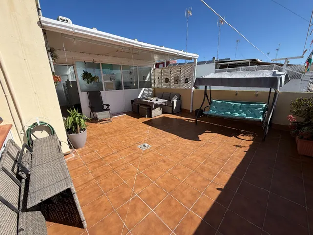 CASA EN EL CENTRO DE SAN FERNANDO. — 39