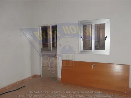 +AMPLIO LOCAL DE 1.000M2, 35M2 DE FACHADA, DIVISIBLE++ — 7