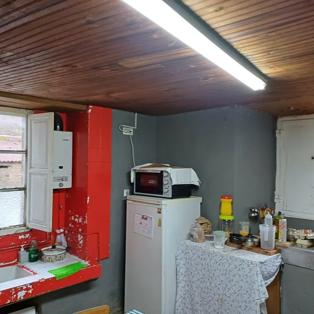 SE VENDE CASA DE ALDEA EN ARZUA PARA REFORMAR — 10