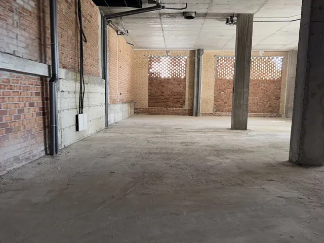 Local comercial 220m² en venta - Marbella — 14