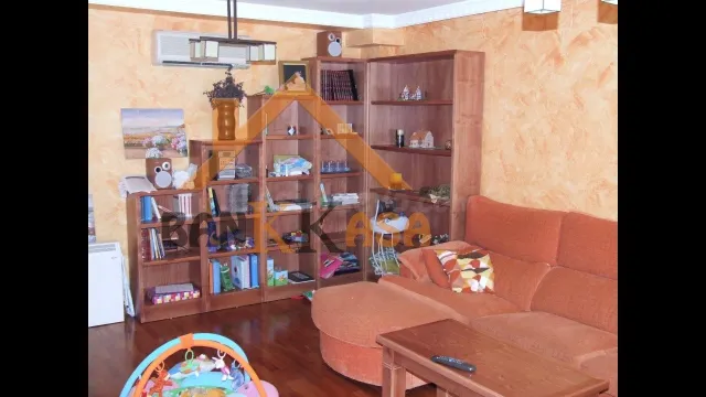 SE VENDE PISO EN EJIDO ZONA BOULEVARD — 2