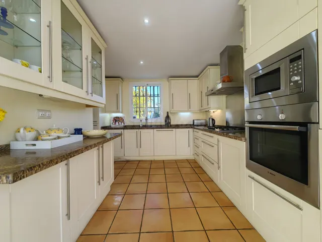 Chalet 3 habitaciones 289m² en venta - Costa Del Sol — 4
