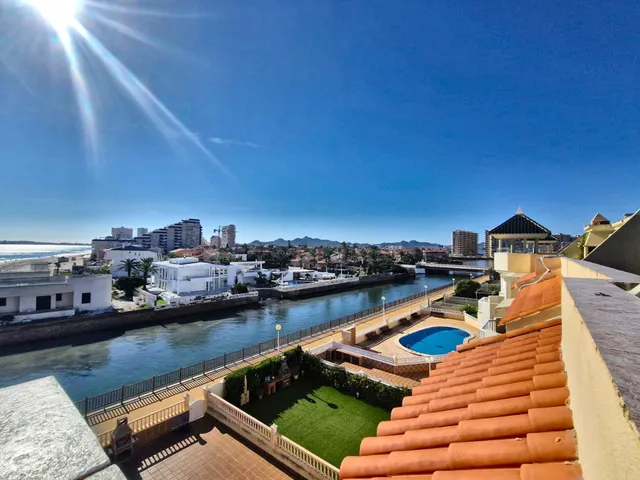 Apartamento reformado con vistas al Mediterráneo y espectacular solárium privado en Residencial Ipanema, La Manga km 2 — 7
