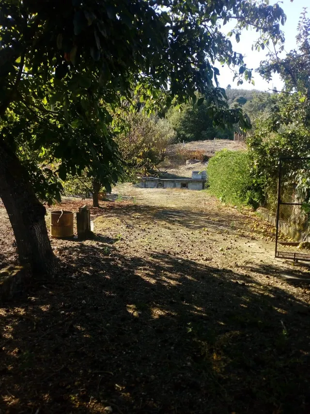Chalet con jardín y piscina en Leiro — 12