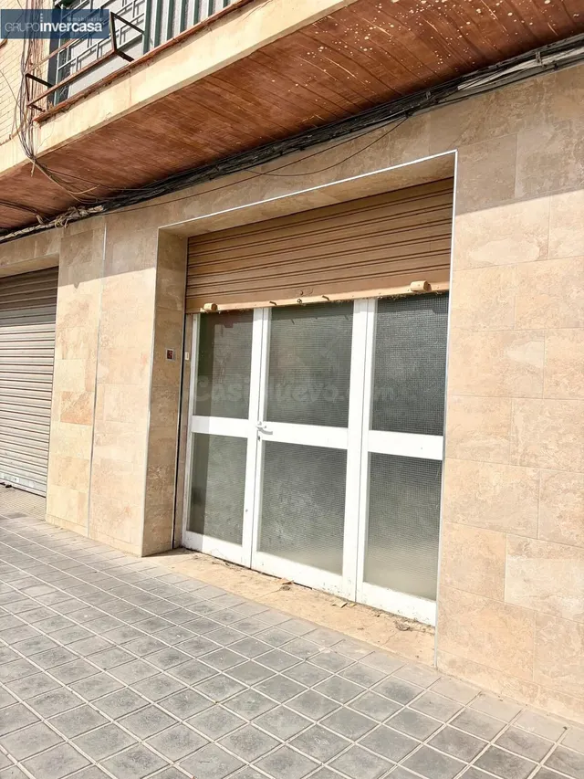 Local en alquiler situado en zona de Parada de Metro de Quar - foto 2