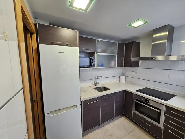 Piso en alquiler de 3 habitaciones - foto 4