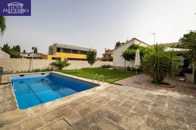 CHALET SEÑORIAL EN URB VISTA NEVADA ARMILLA, 4 DORM, 2 WC, T - foto 3