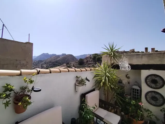 Casa en el centro de Relleu — 14